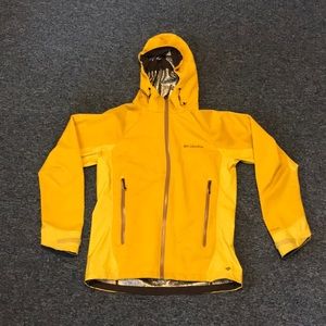 Columbia men’s triteca soft shell jacket